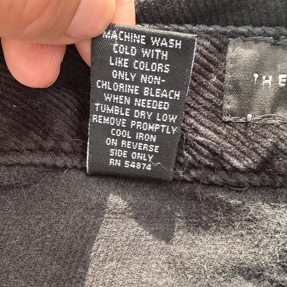 The Limited Black Corduroy Pants – Size 8 - Picture 4 of 6